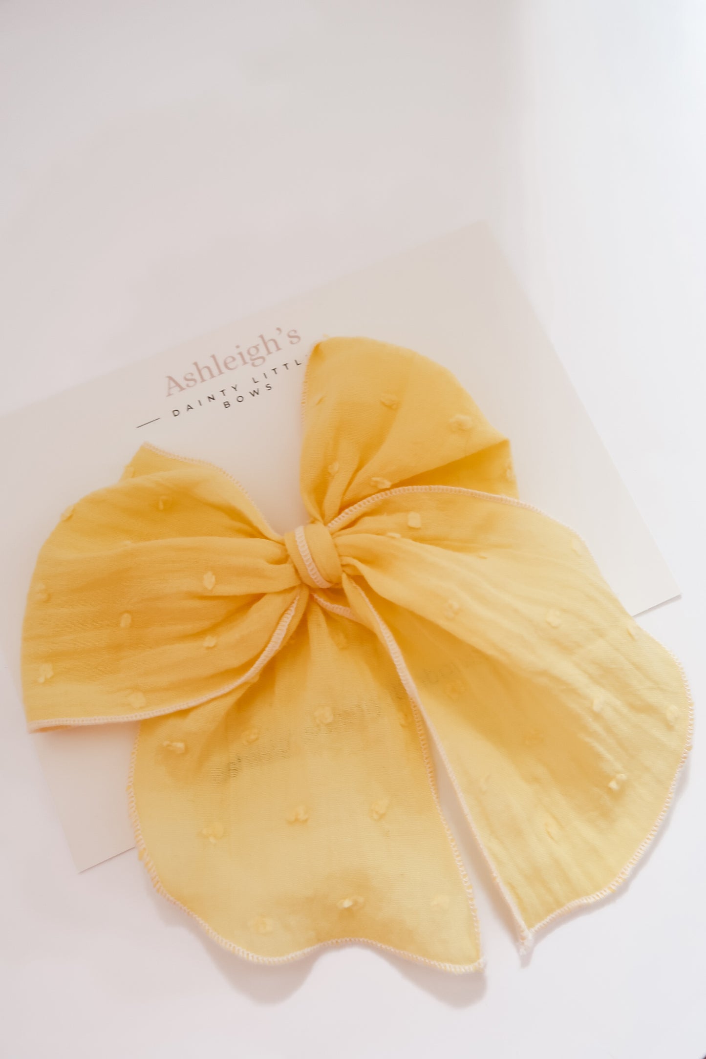 Oversized yellow poplin fable