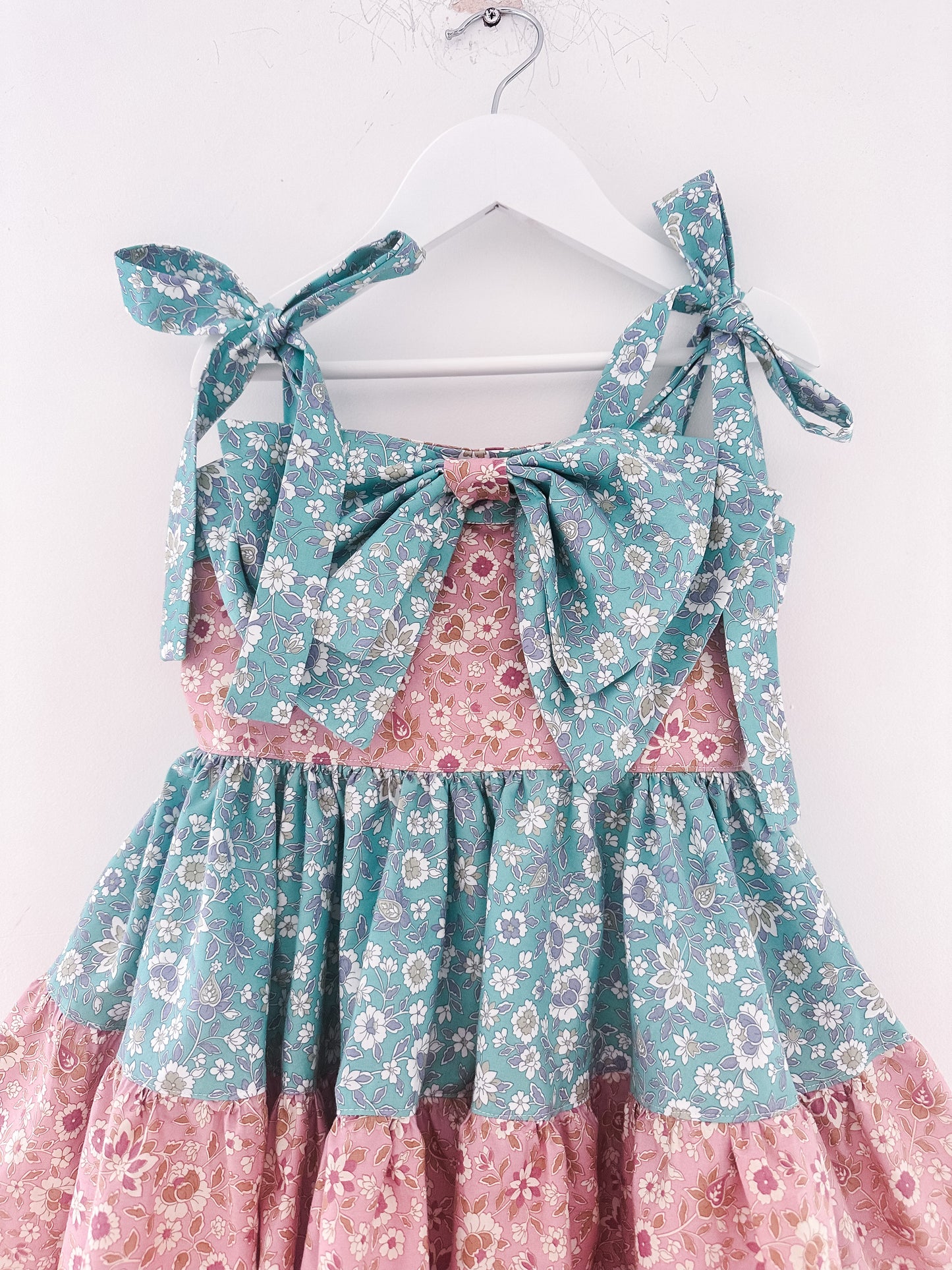 Paisley dress slots
