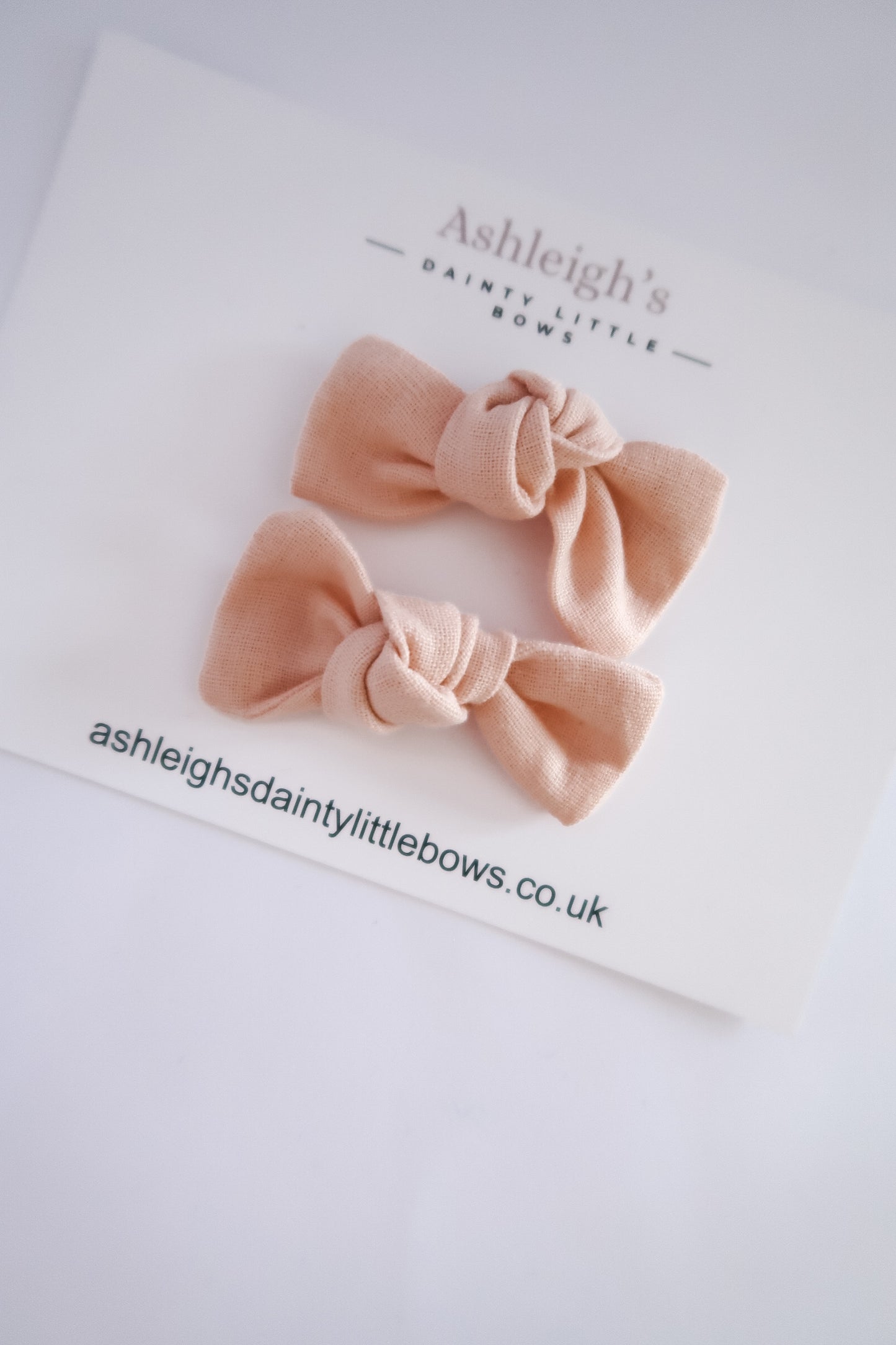 Dusky pink knot bow