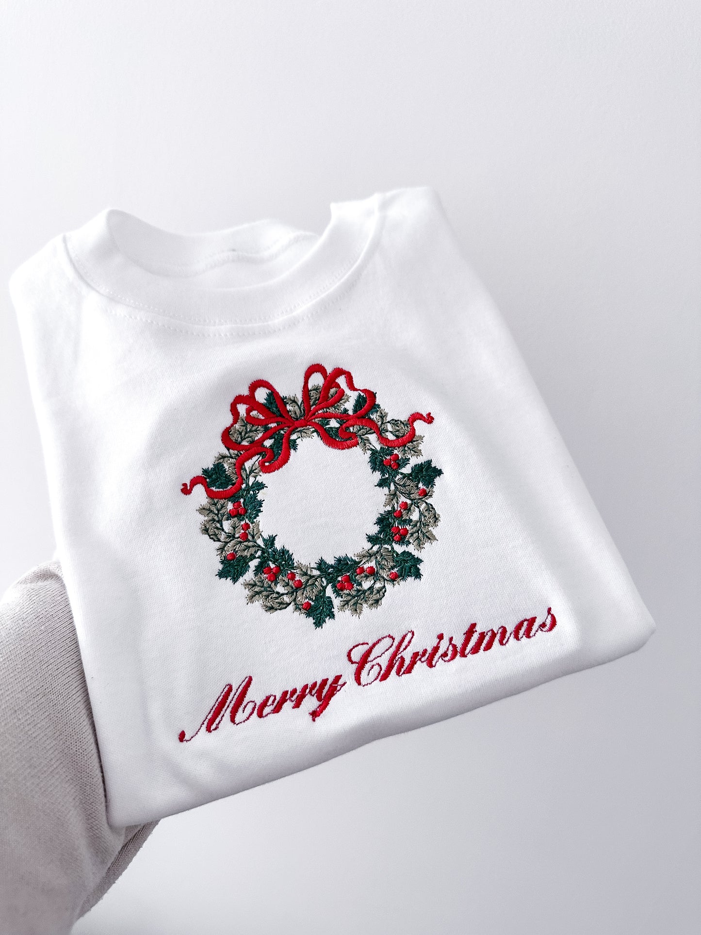 Christmas wreath sweater/tshirt slots