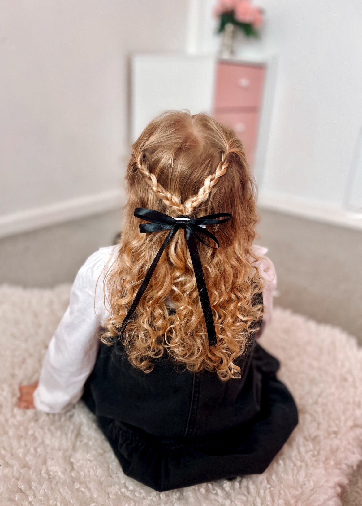 Long tail bow