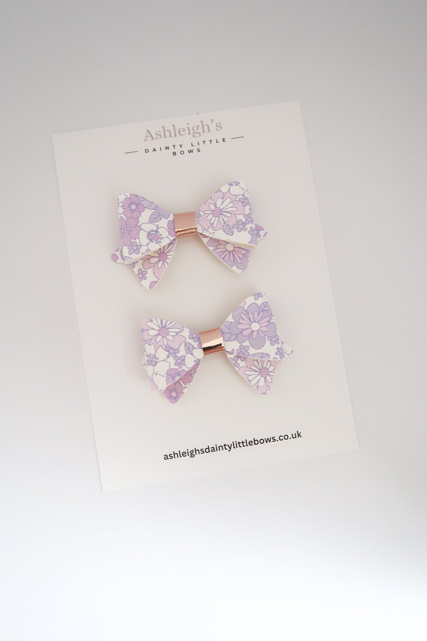 Retro lilac penny bow