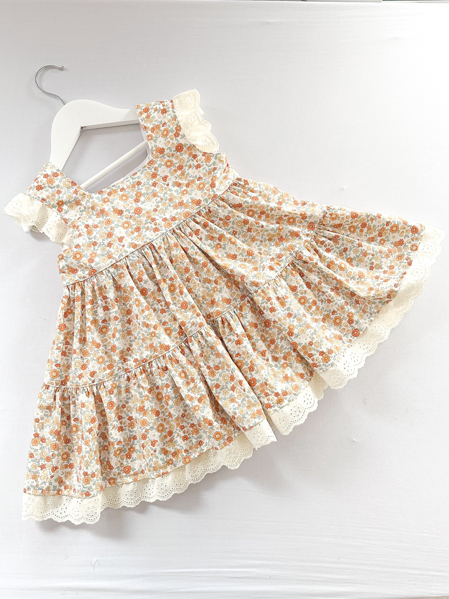 Lola dress slots