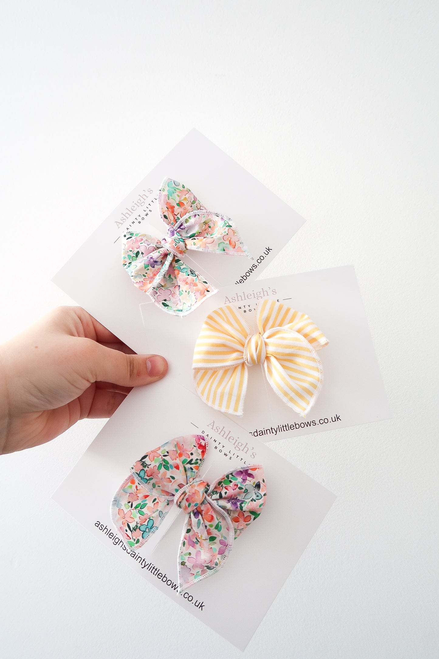 Spring fable medium bows