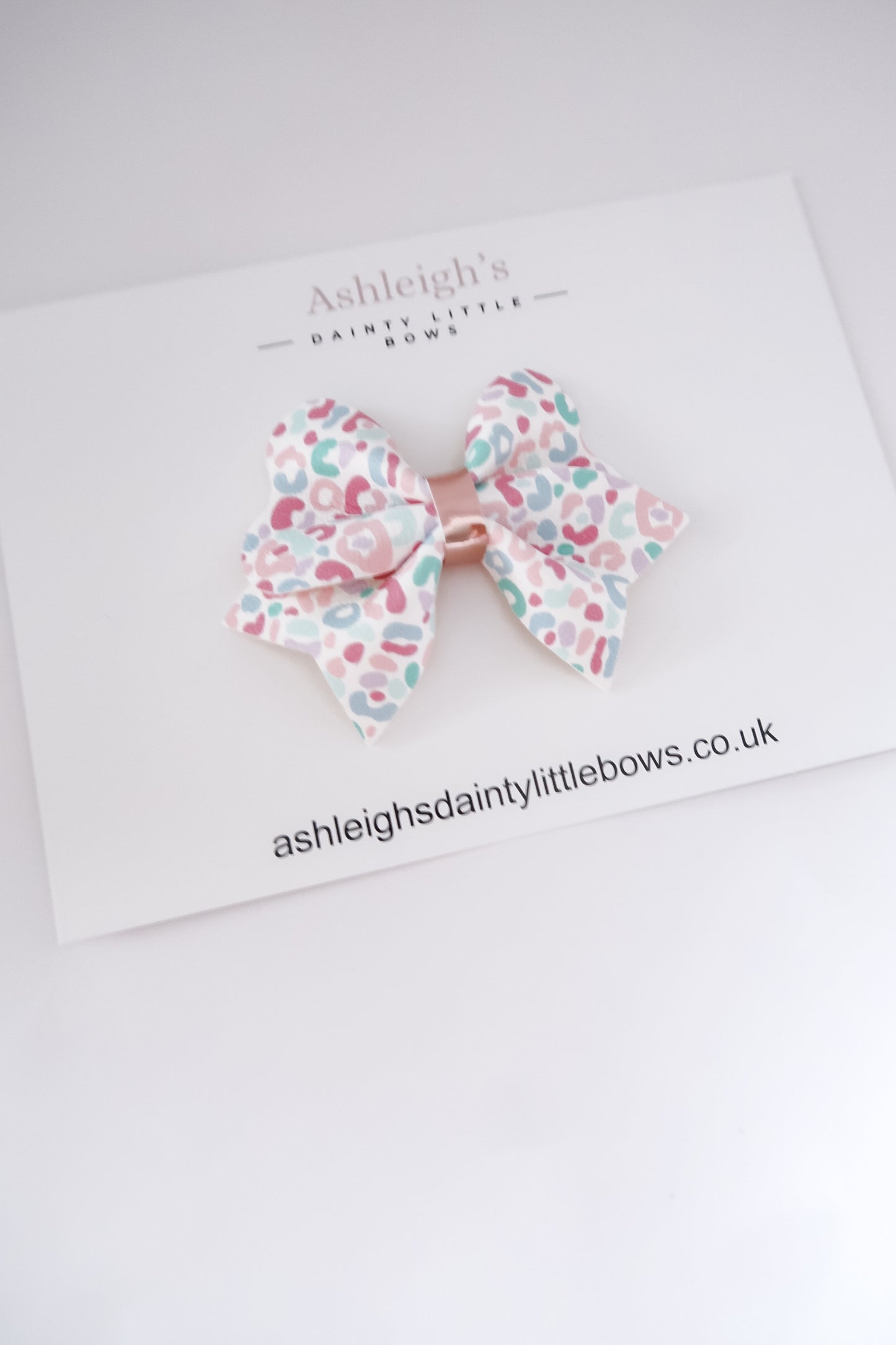 Retro rainbow hali bow