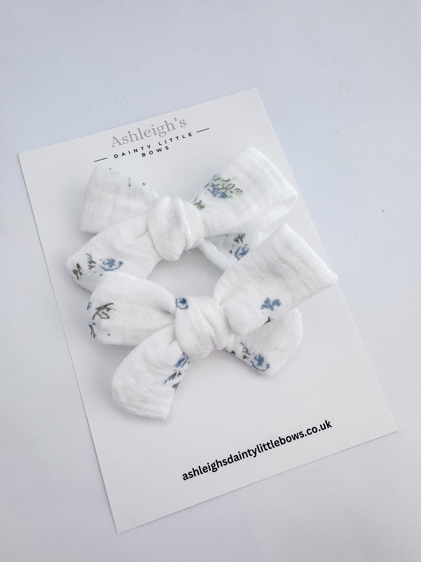Soft chunky blue flowers