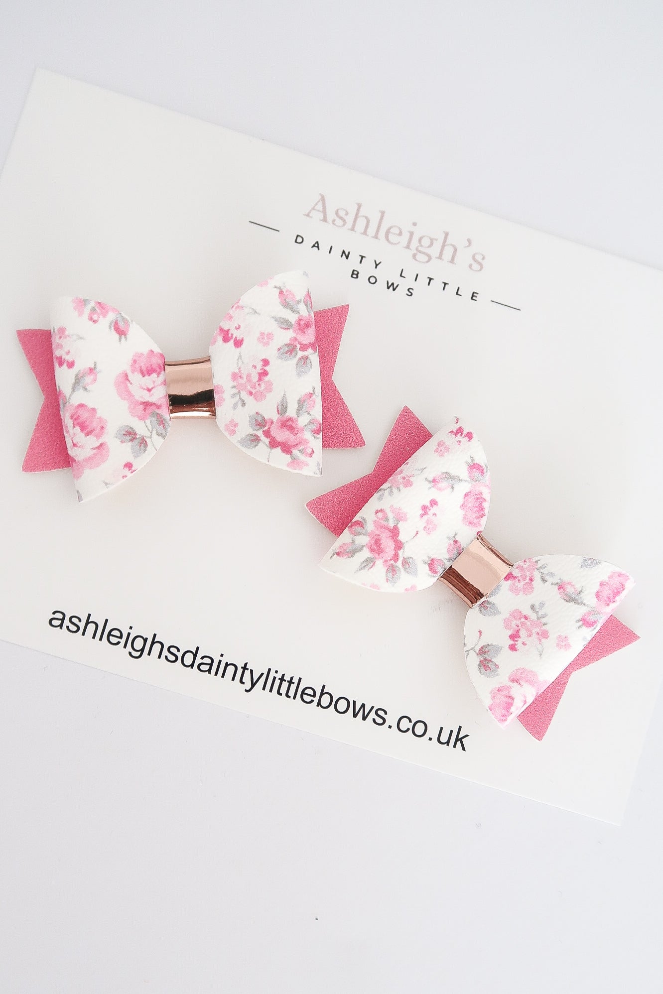 Pretty pink Lisa bow