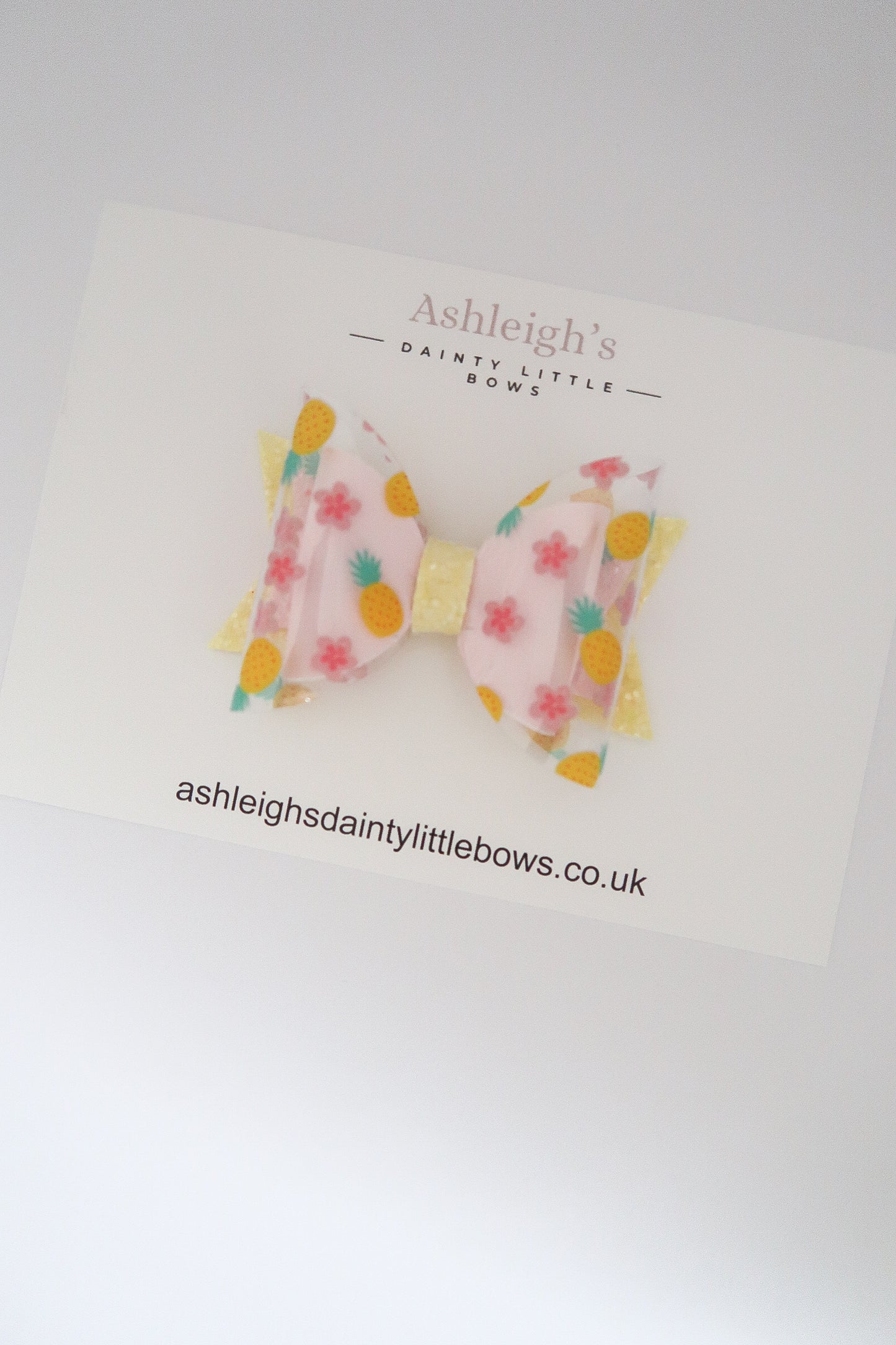 Pineapple jelly bow