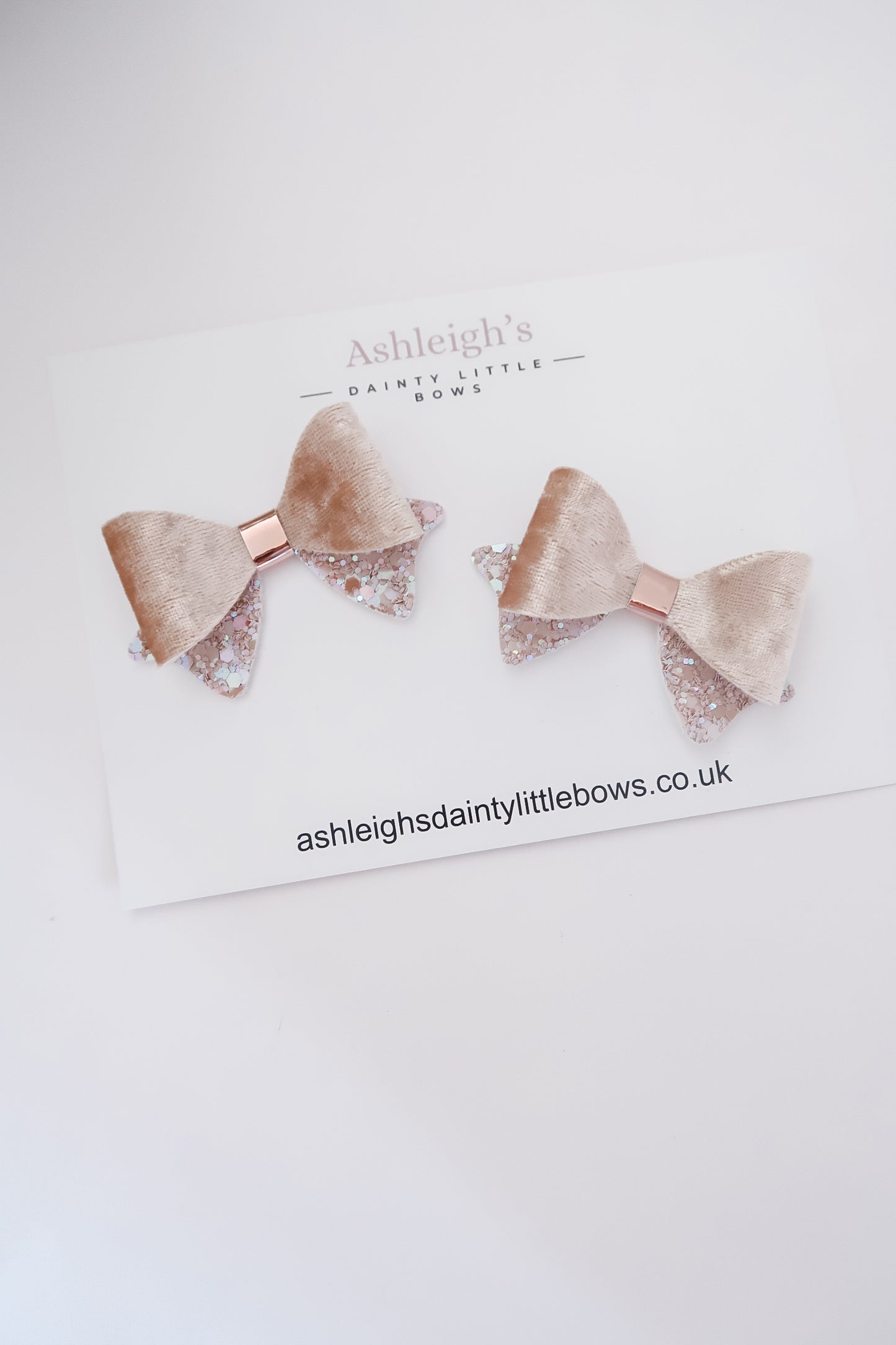 Beige velvet penny bow