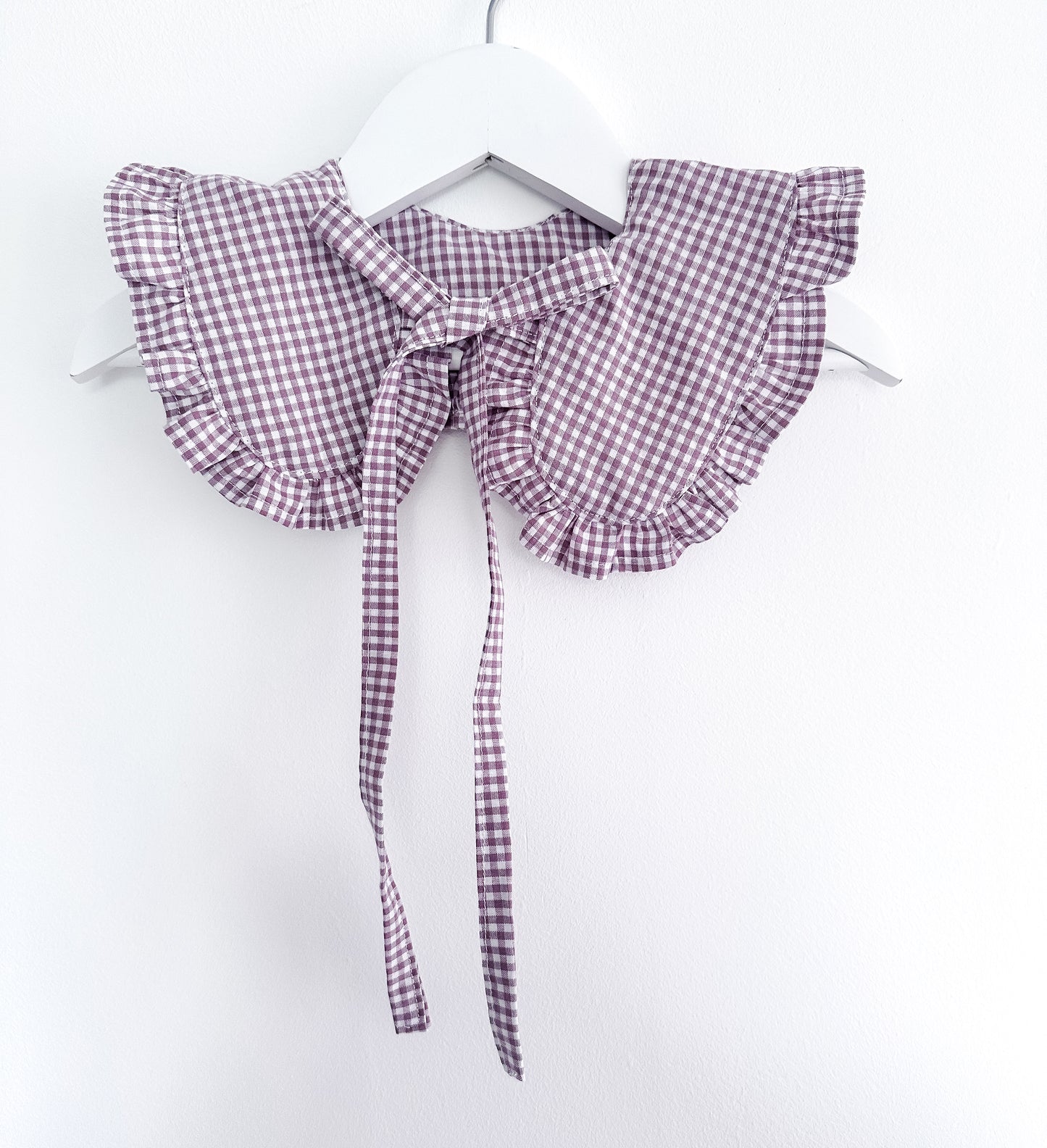 Detachable collar