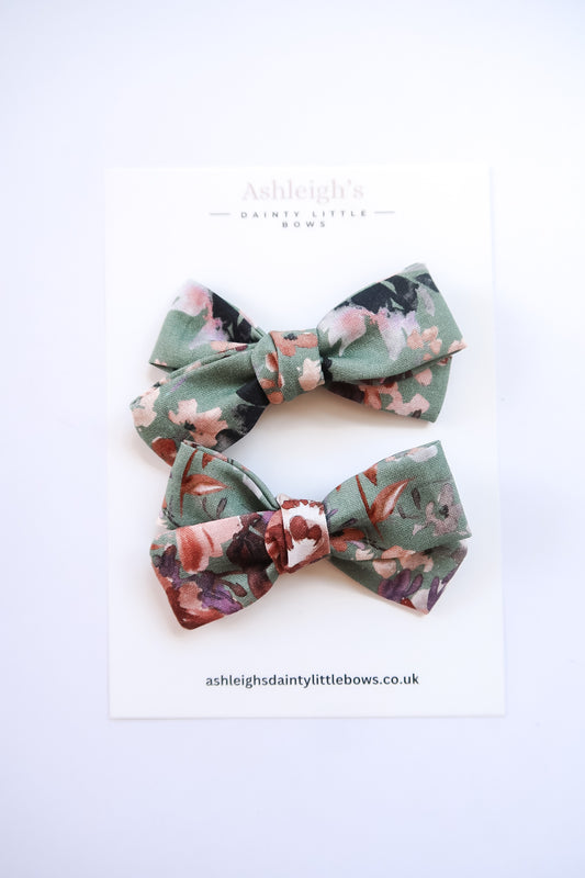 Sage muse tied bow