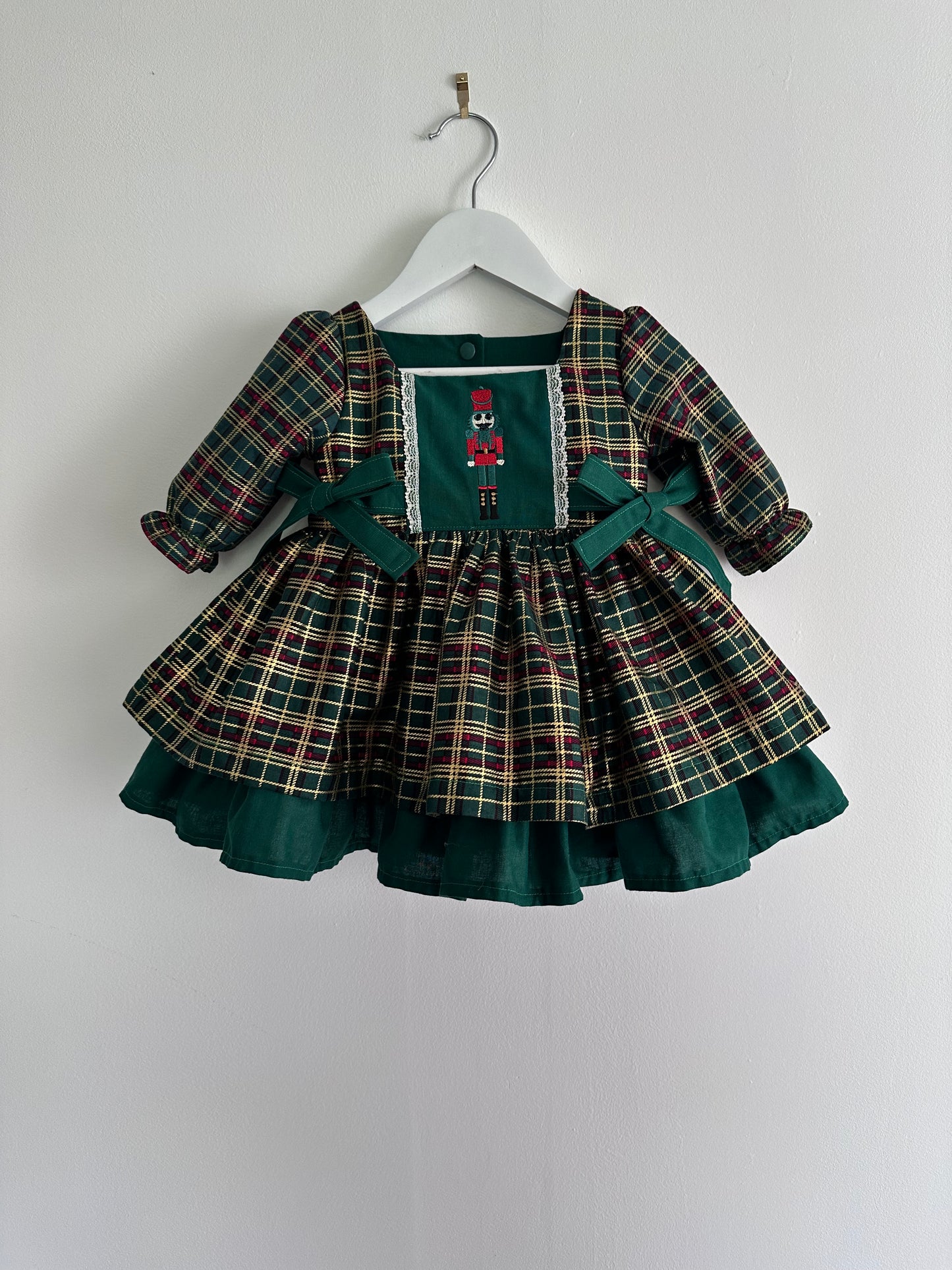 Siena dress slots