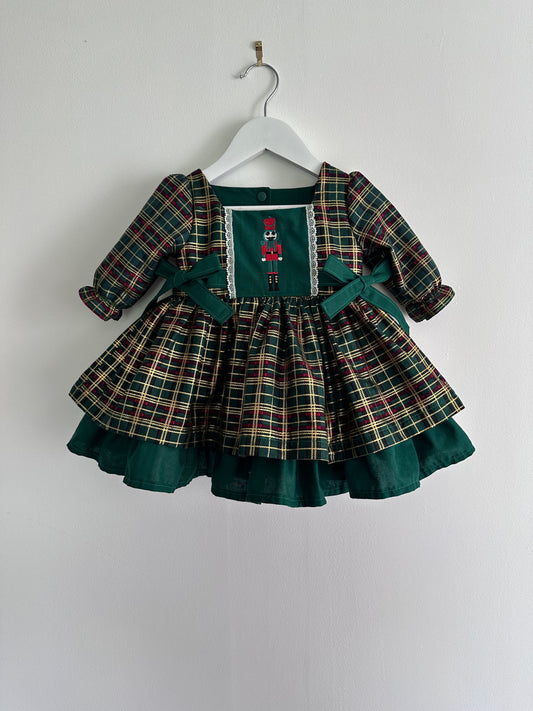 Siena dress slots