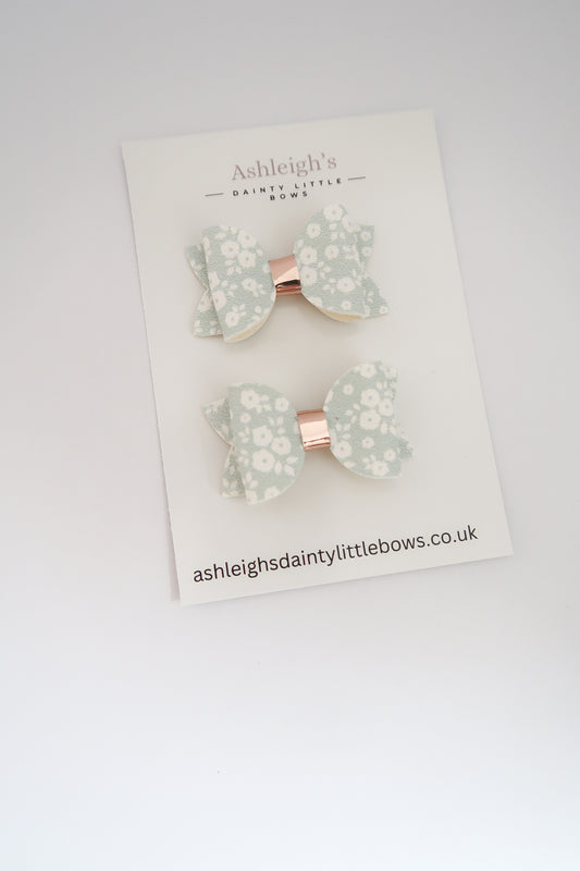 Baby blue floral baby bow
