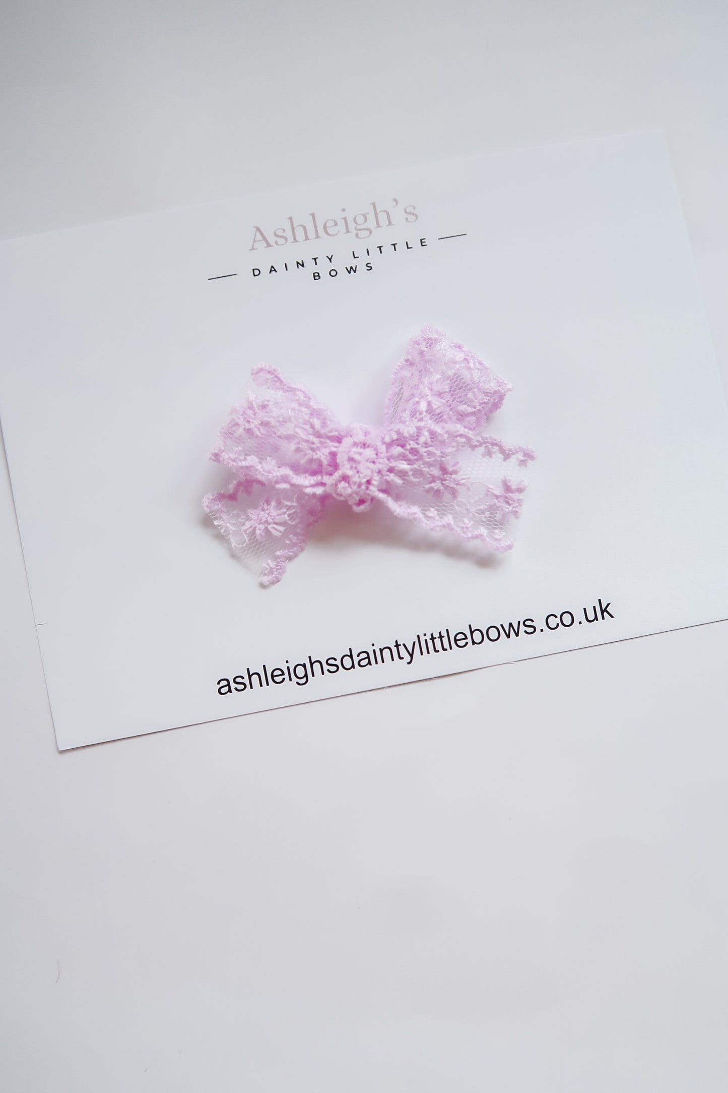 Dainty lilac lace bow