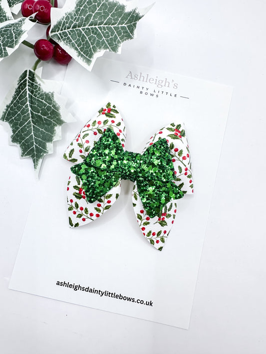 Holly medium pinch
