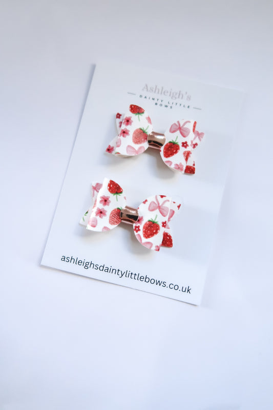 Sweet strawberry baby bow