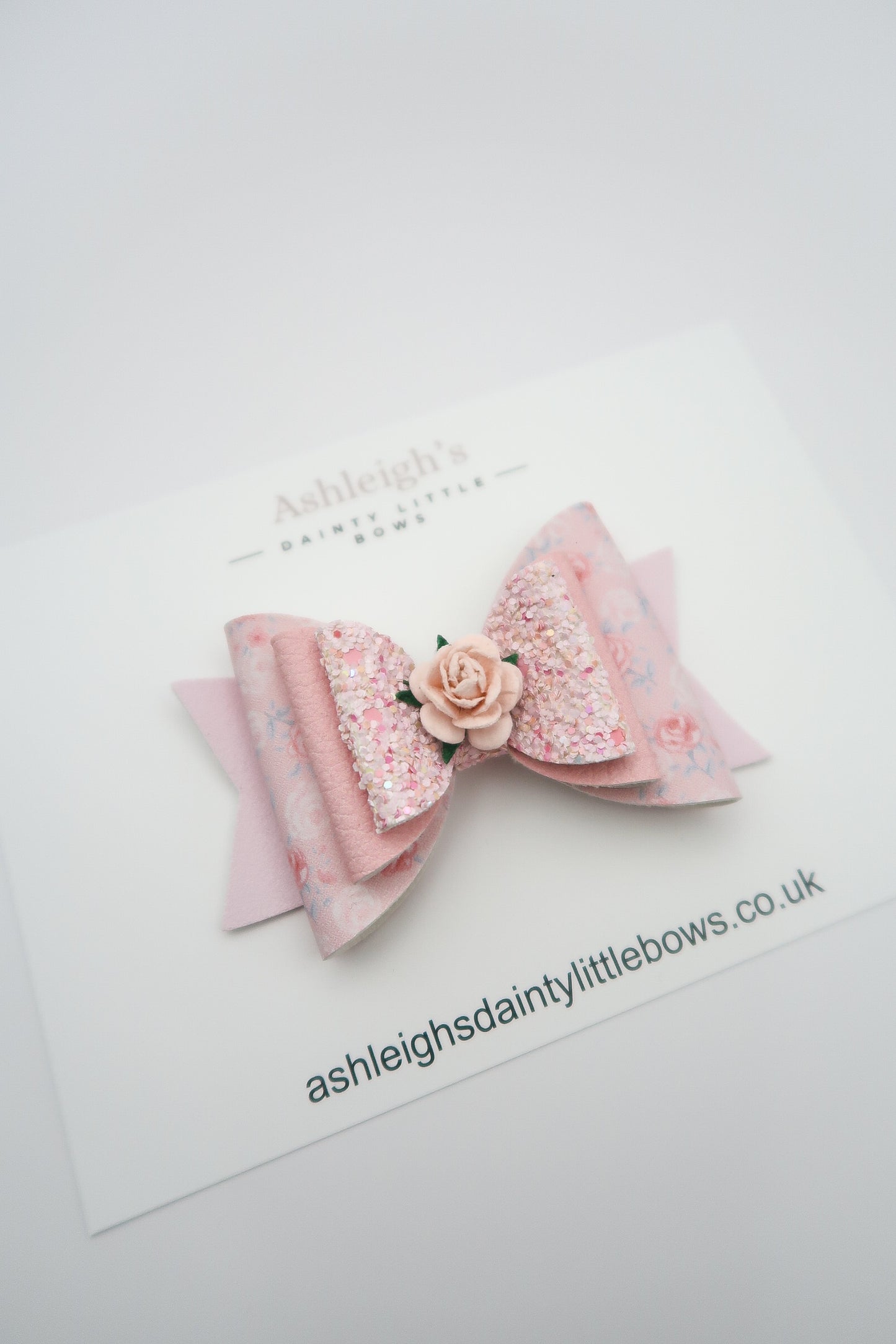 Dolly pink floral bow