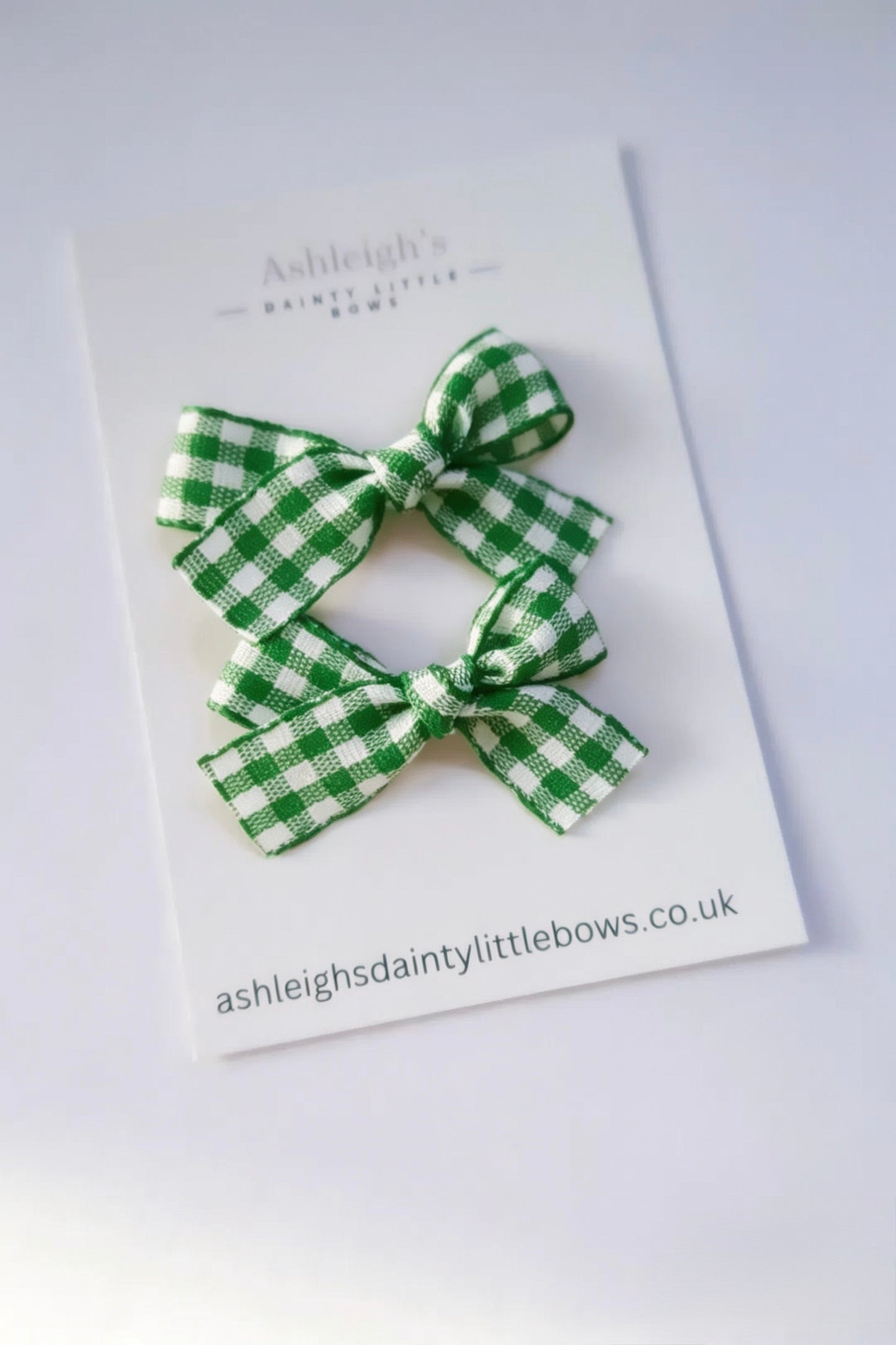 Mini hand tied bow (8 colours available)