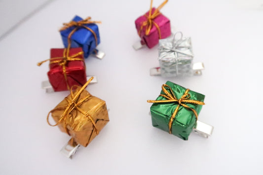 3D present clips
