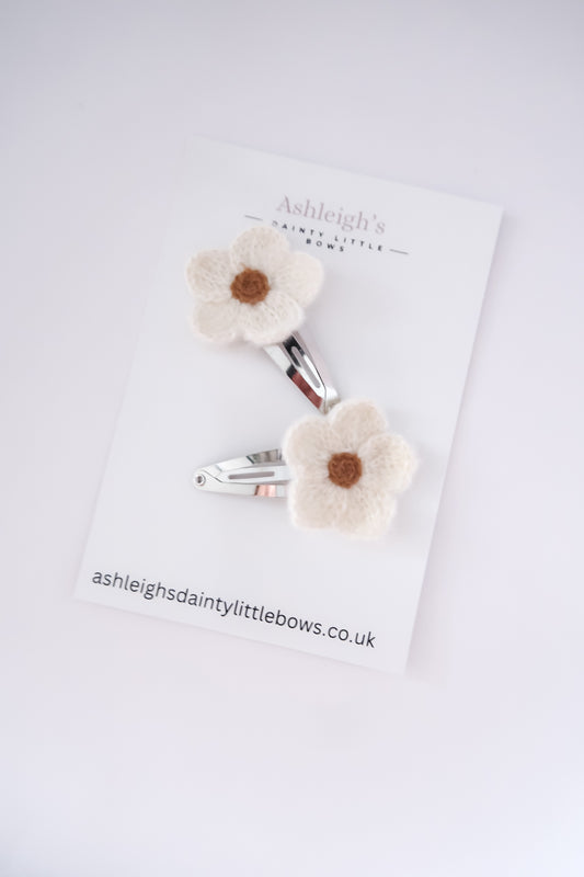 Crochet snap clips