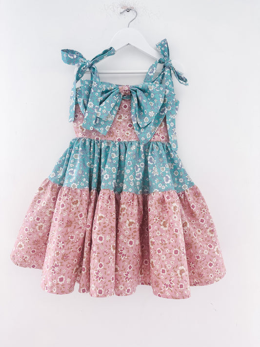 Paisley dress slots
