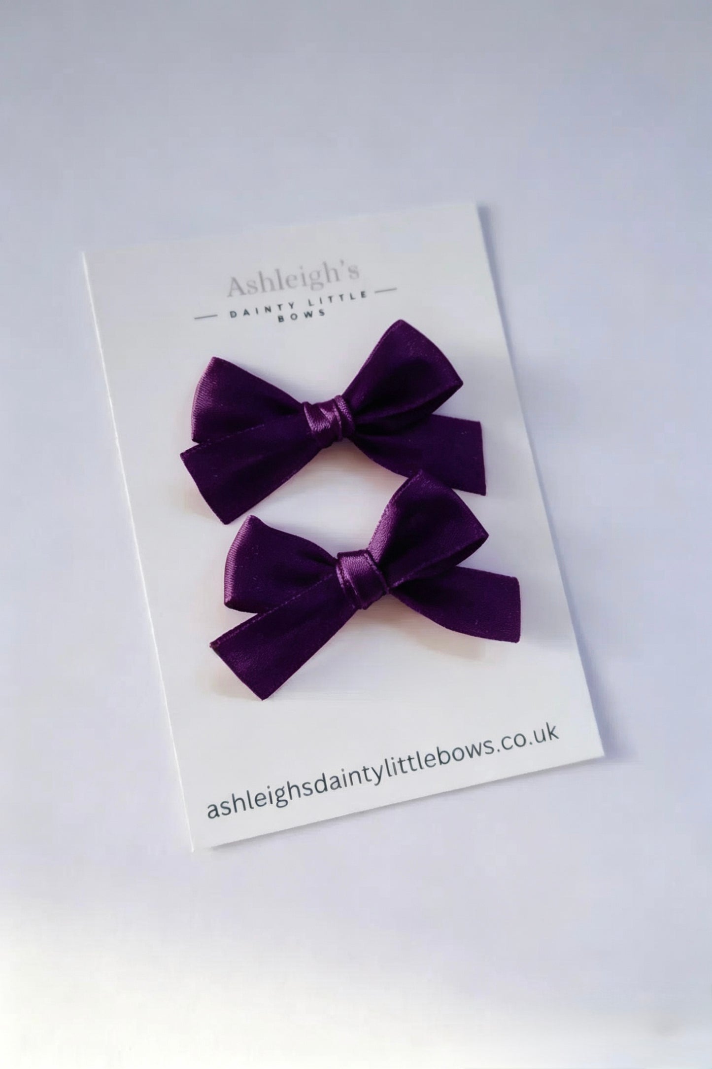 Mini hand tied bow (9 colours available)