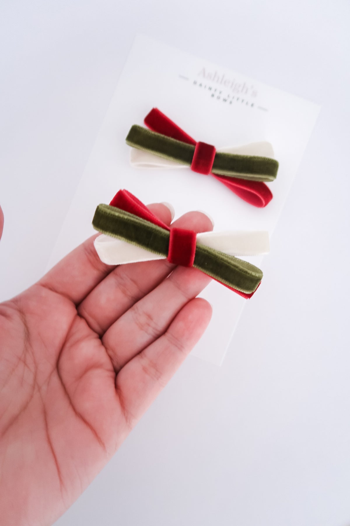 Jingle berry bow