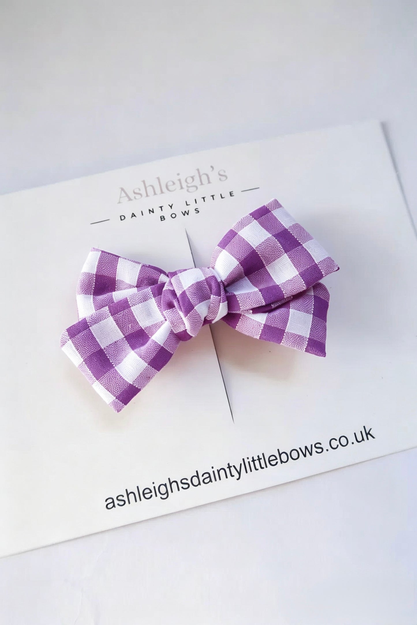 Hand tied bow (9 colours available)