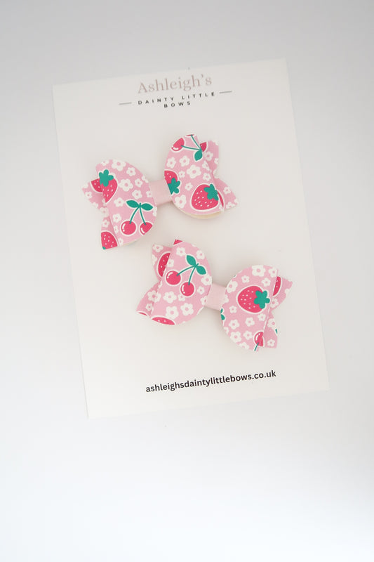 Strawberry shake midi bow