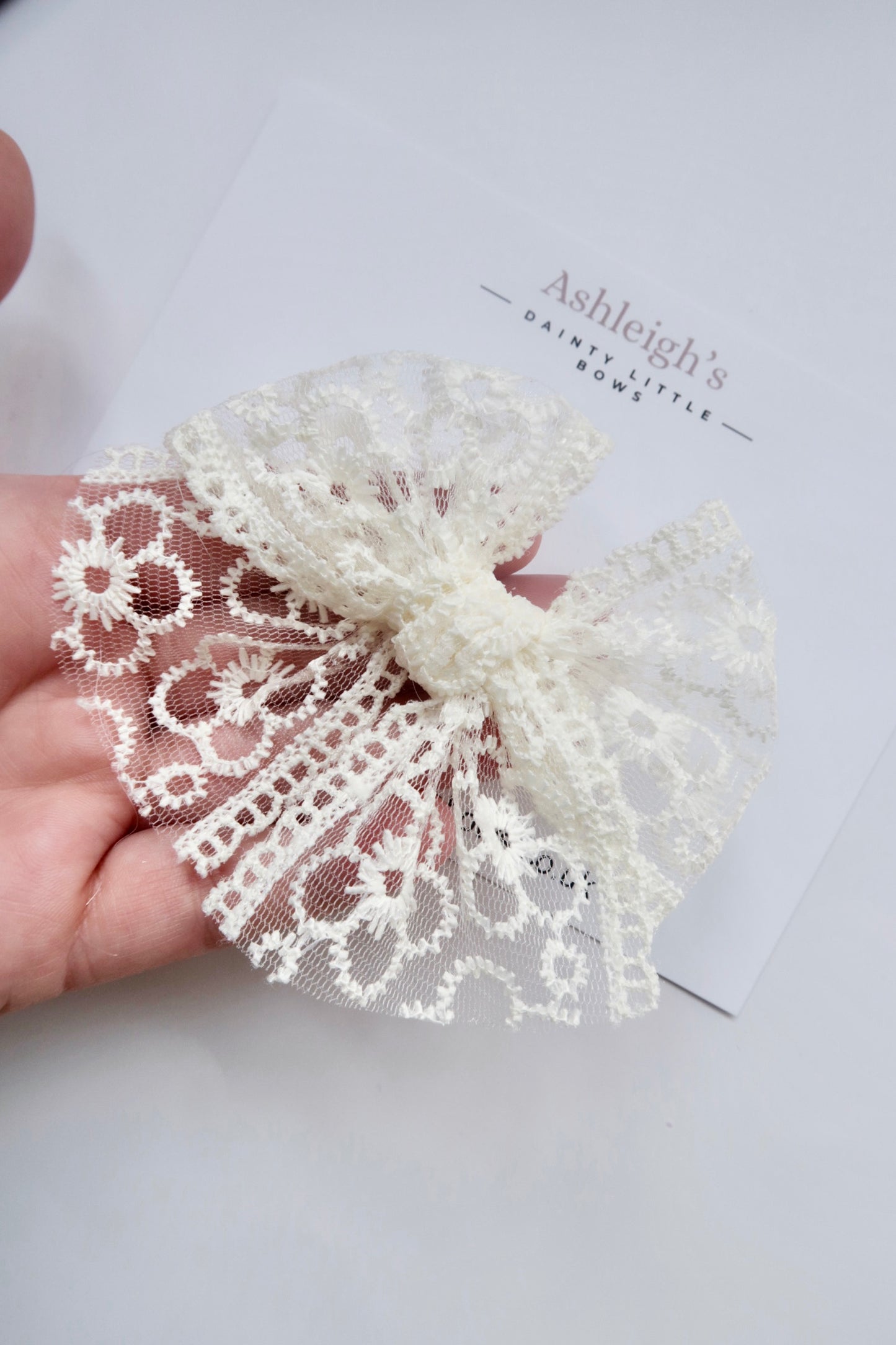 Large lace pinwheel