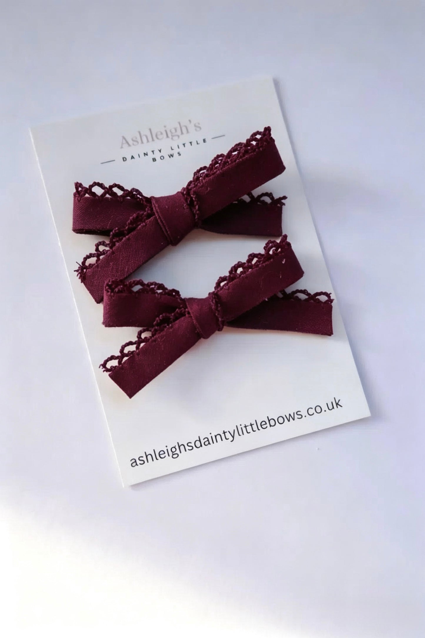 Frilly handtied bow (9 colours available