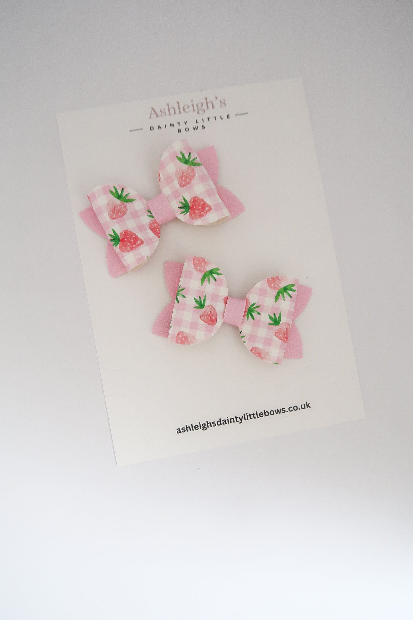 Strawberry gingham midi bow