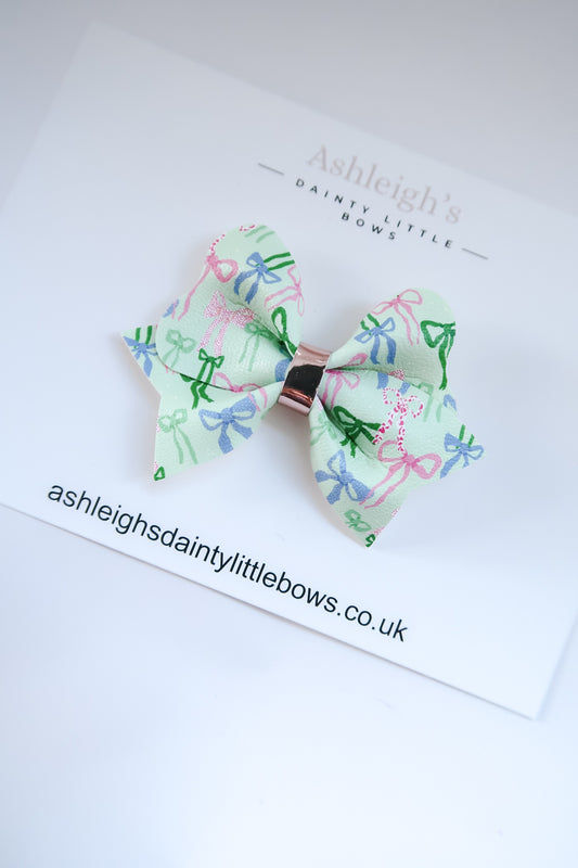 Mint green bow hali