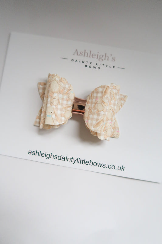 Gingham bunny scalloped bow