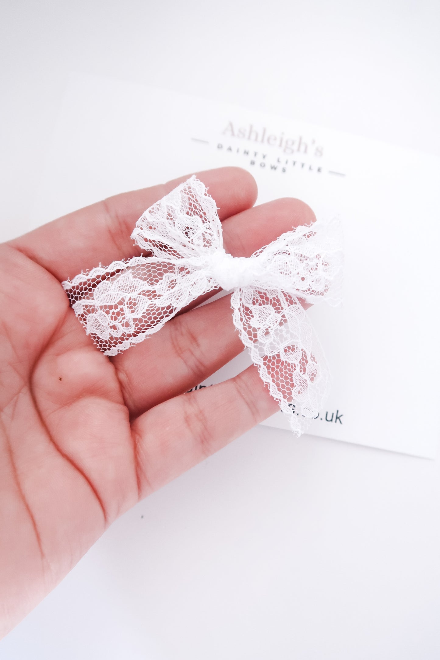 Nottingham lace dainty bow