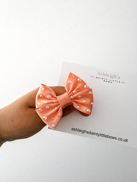 Pearly peach bow