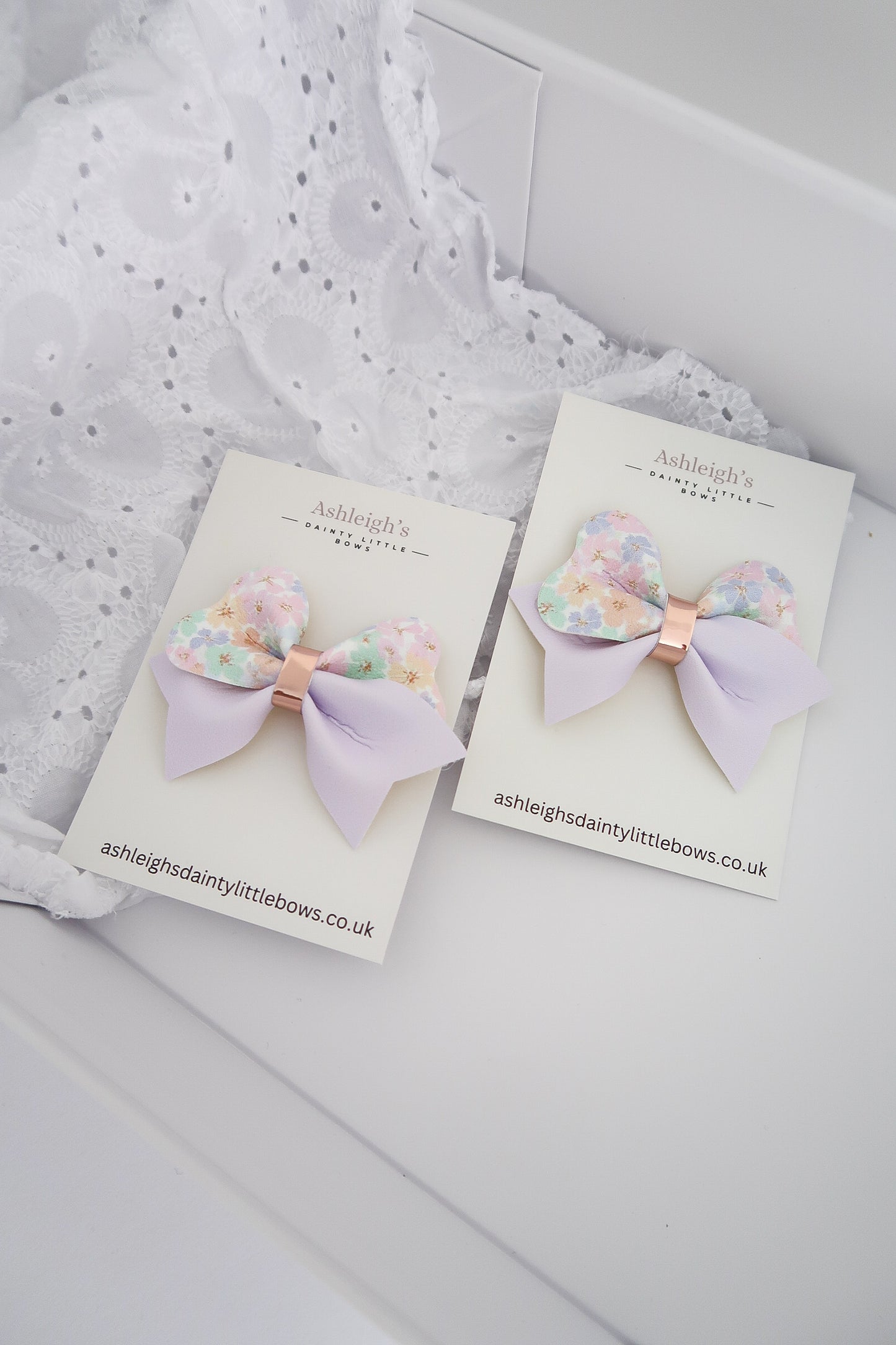Sweet pea hali bow