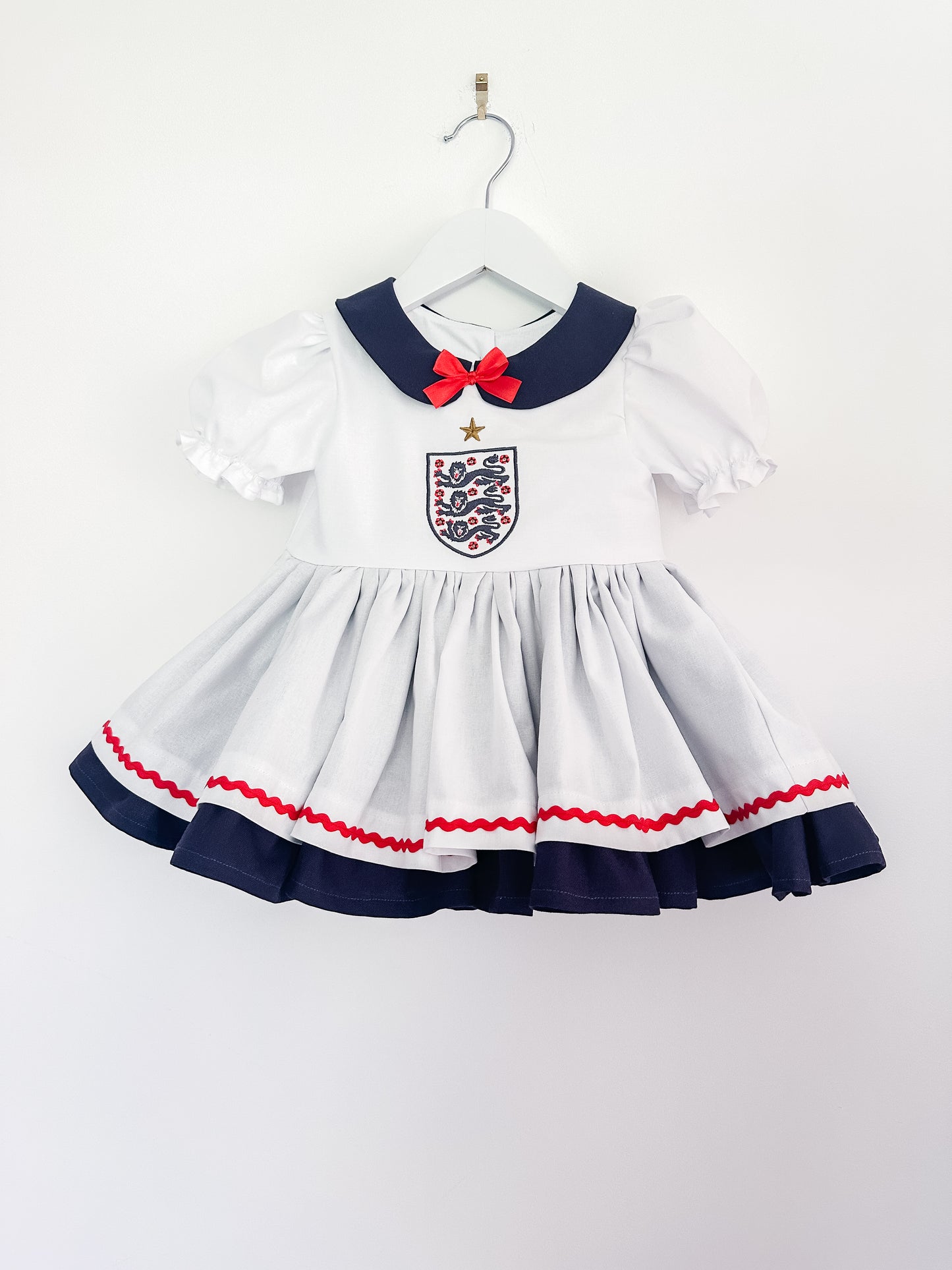 Wendy dress slots