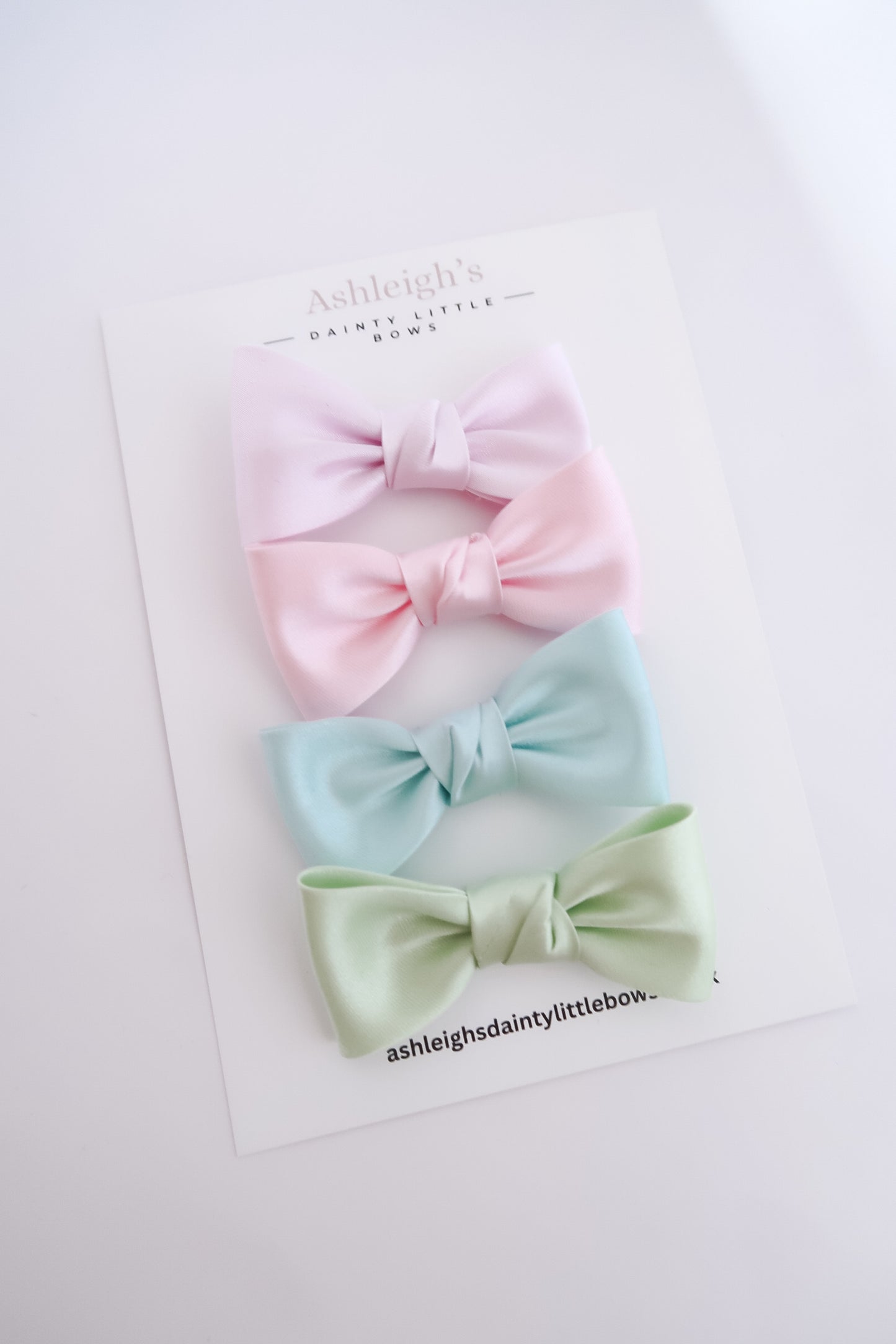 Twist midi bows