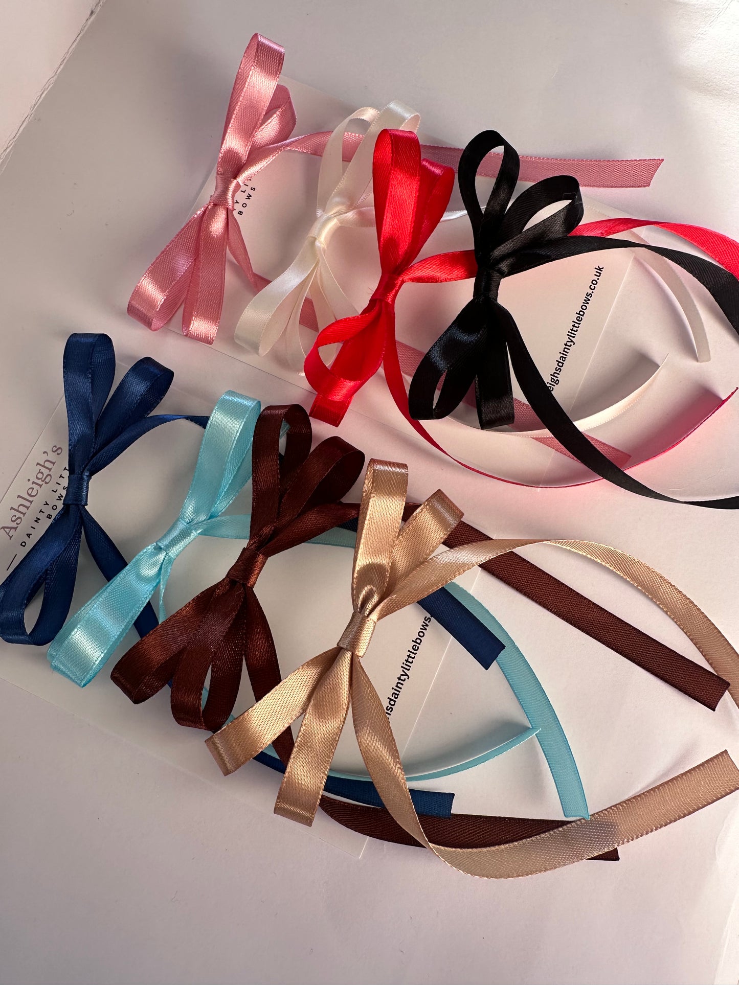 Long tail bow