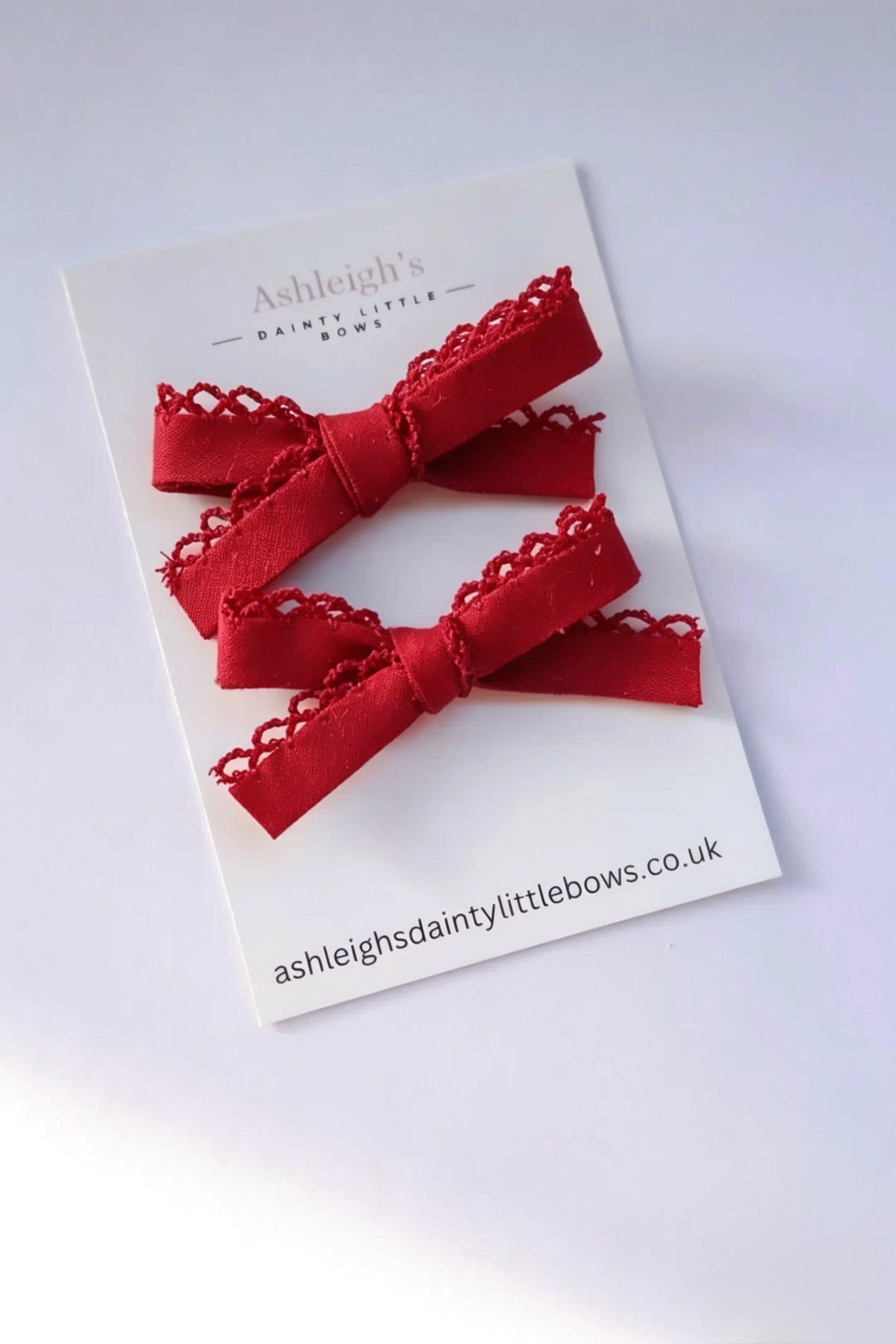 Frilly handtied bow (9 colours available