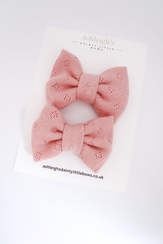 Soft pink pinch