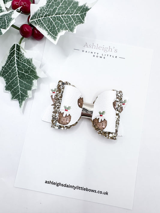 Little pudding scalloped bow