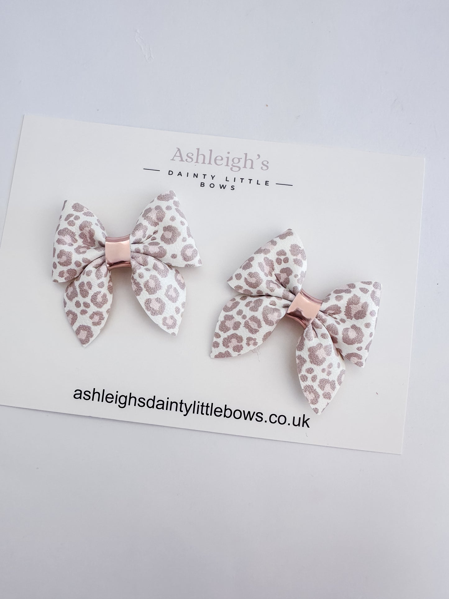Mini pinch leopard print