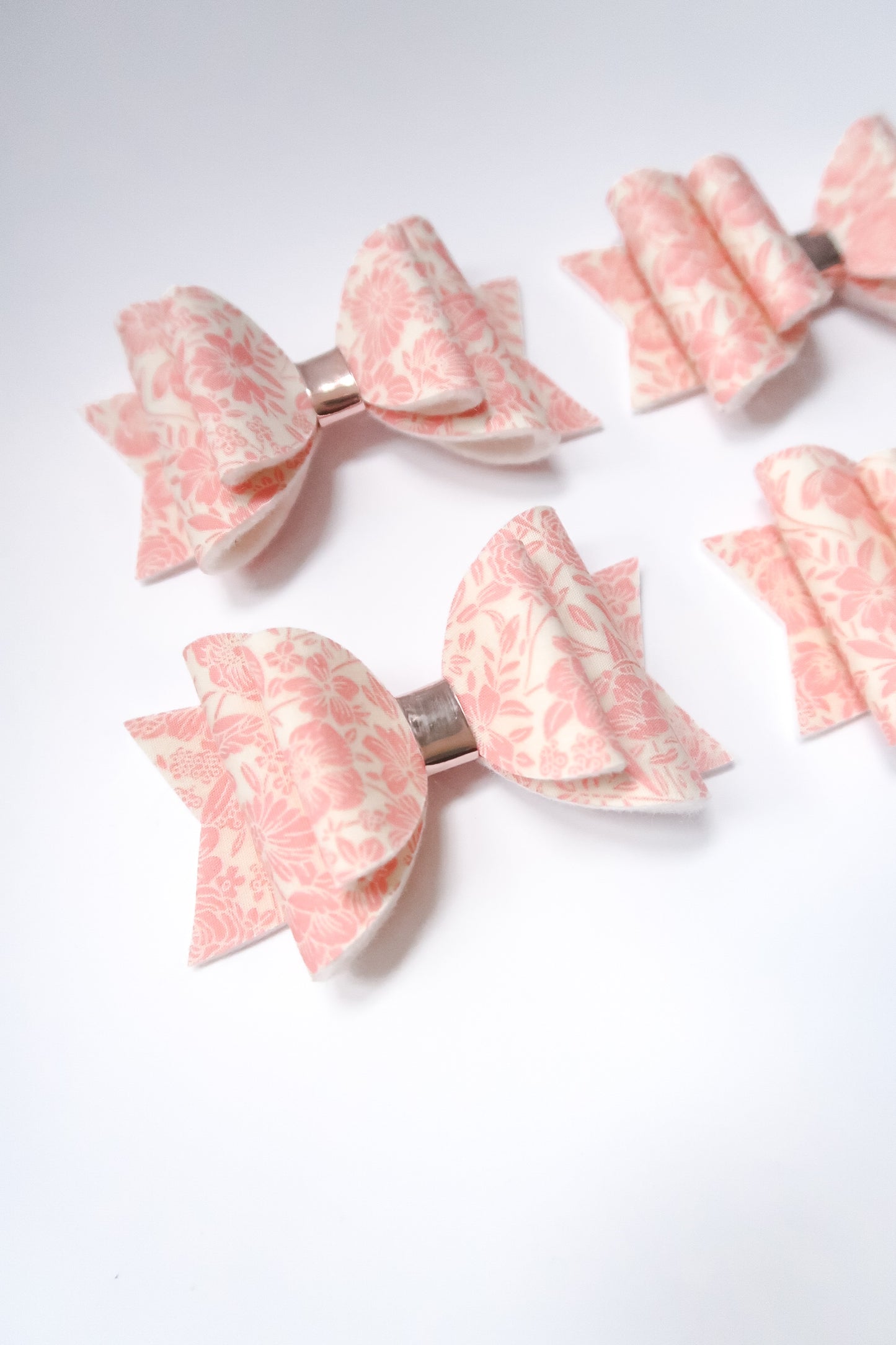 Elegant dolly pink bow