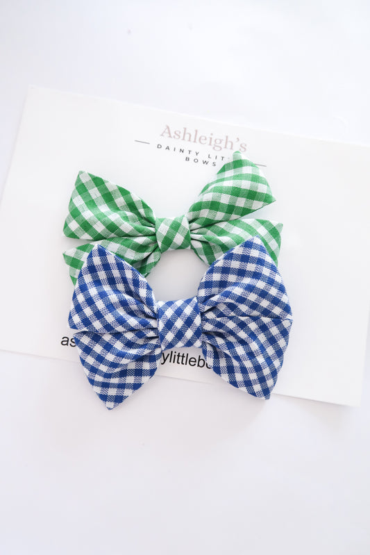 School pinch bow