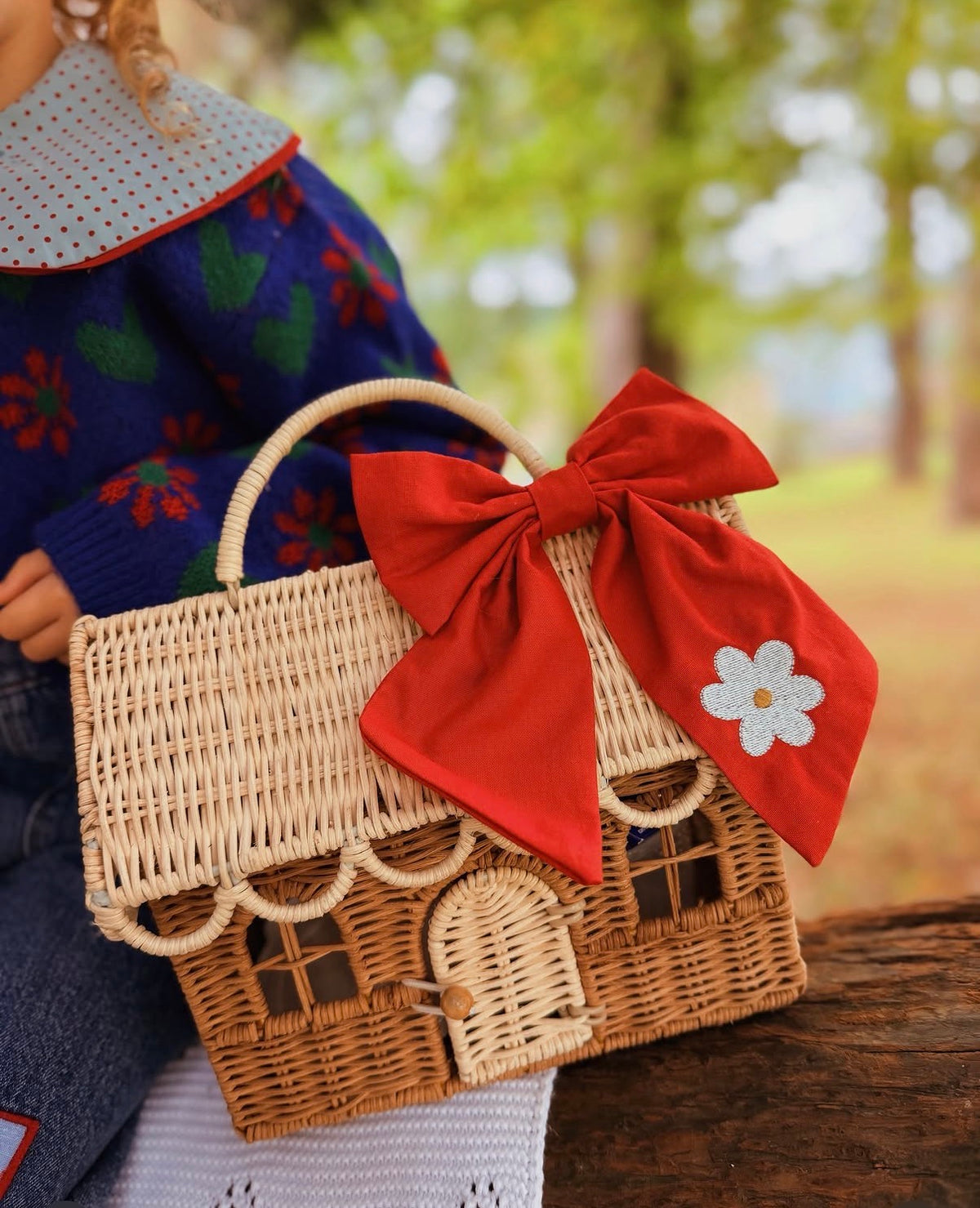 Large daisy sailor bow
