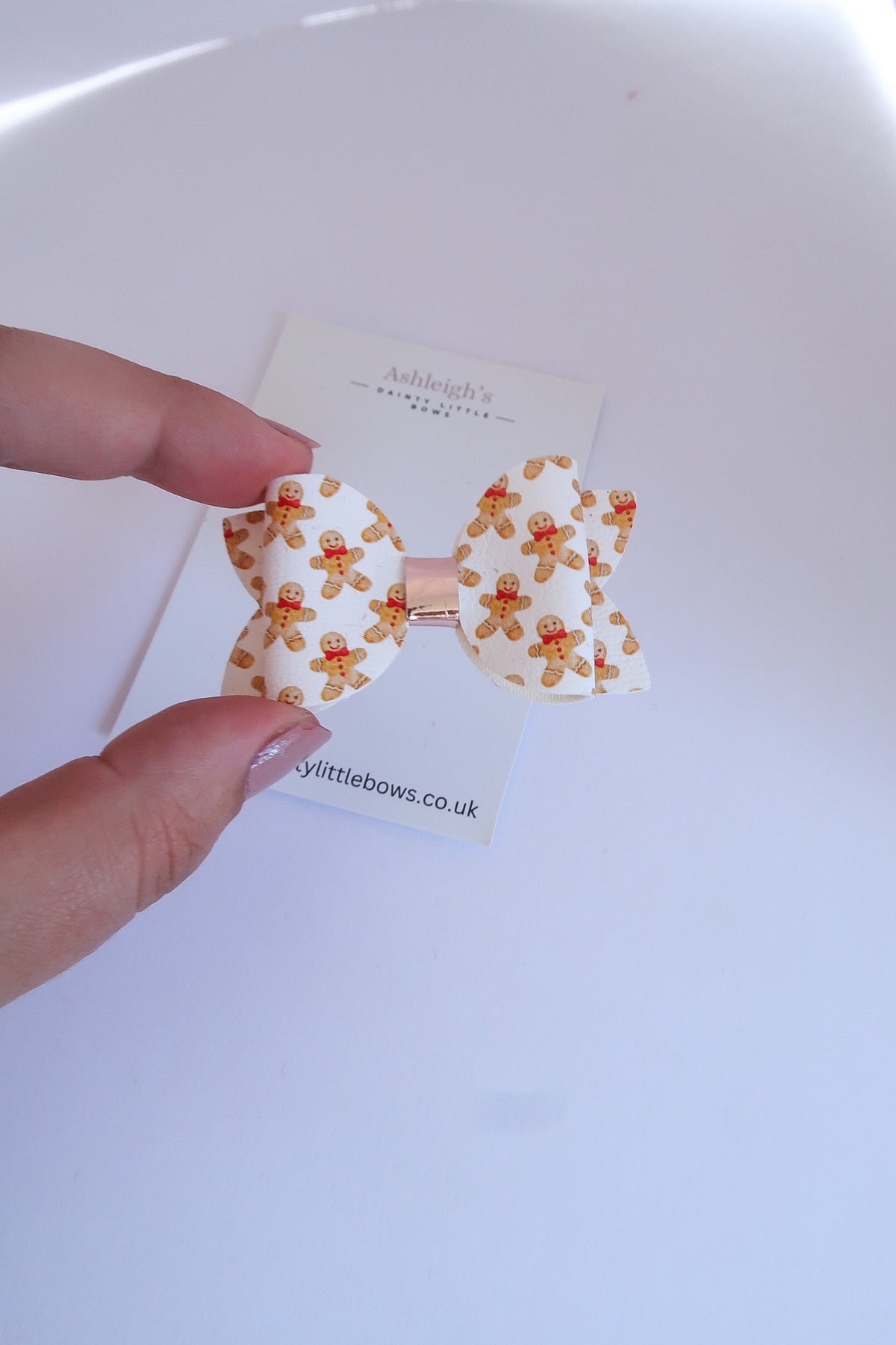 Gingerbread midi bow