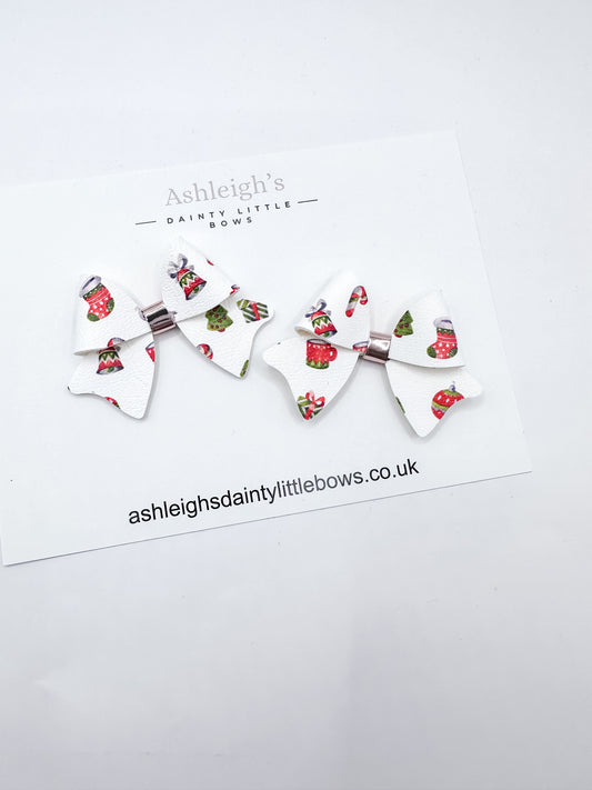 Christmas stockings bloom bow